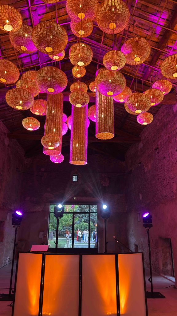 Mariage cavaillon domaine le petit roulet 84 alpes cotes d'azur sono eclairage sonorisation cokctail diner partie dansante clubbing events