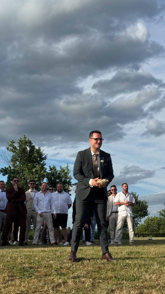 Mariage grange aux camelias saint hilaire sous charlieu 42 loire animation dj sonorisation eclairage clubbing events sono